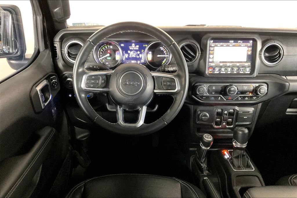Used 2022 Jeep Wrangler Unlimited Sahara w/ Safety Group image 4