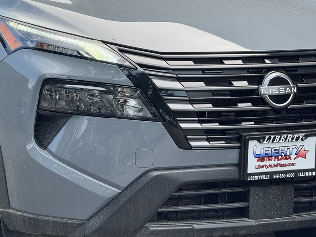 New 2026 Nissan Rogue SV w/ Cold Weather Package AWD/4WD image 2