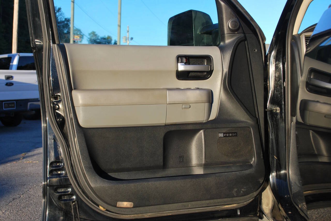 Used 2008 Toyota Sequoia Limited RWD image 23