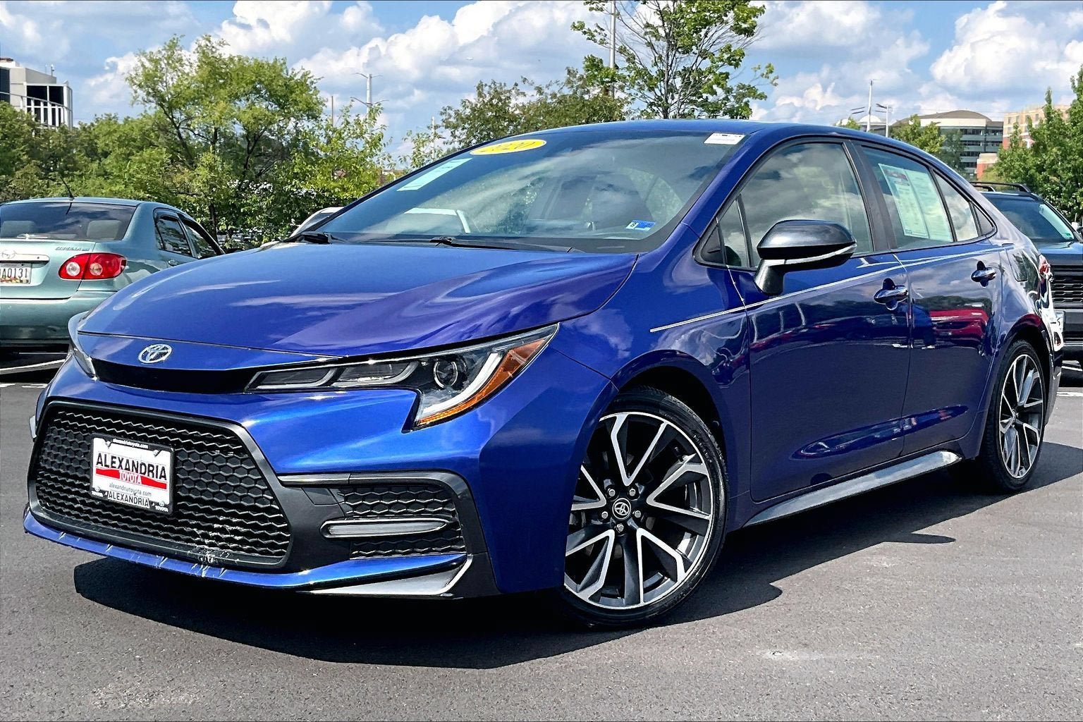 Used 2020 Toyota Corolla SE FWD image 1
