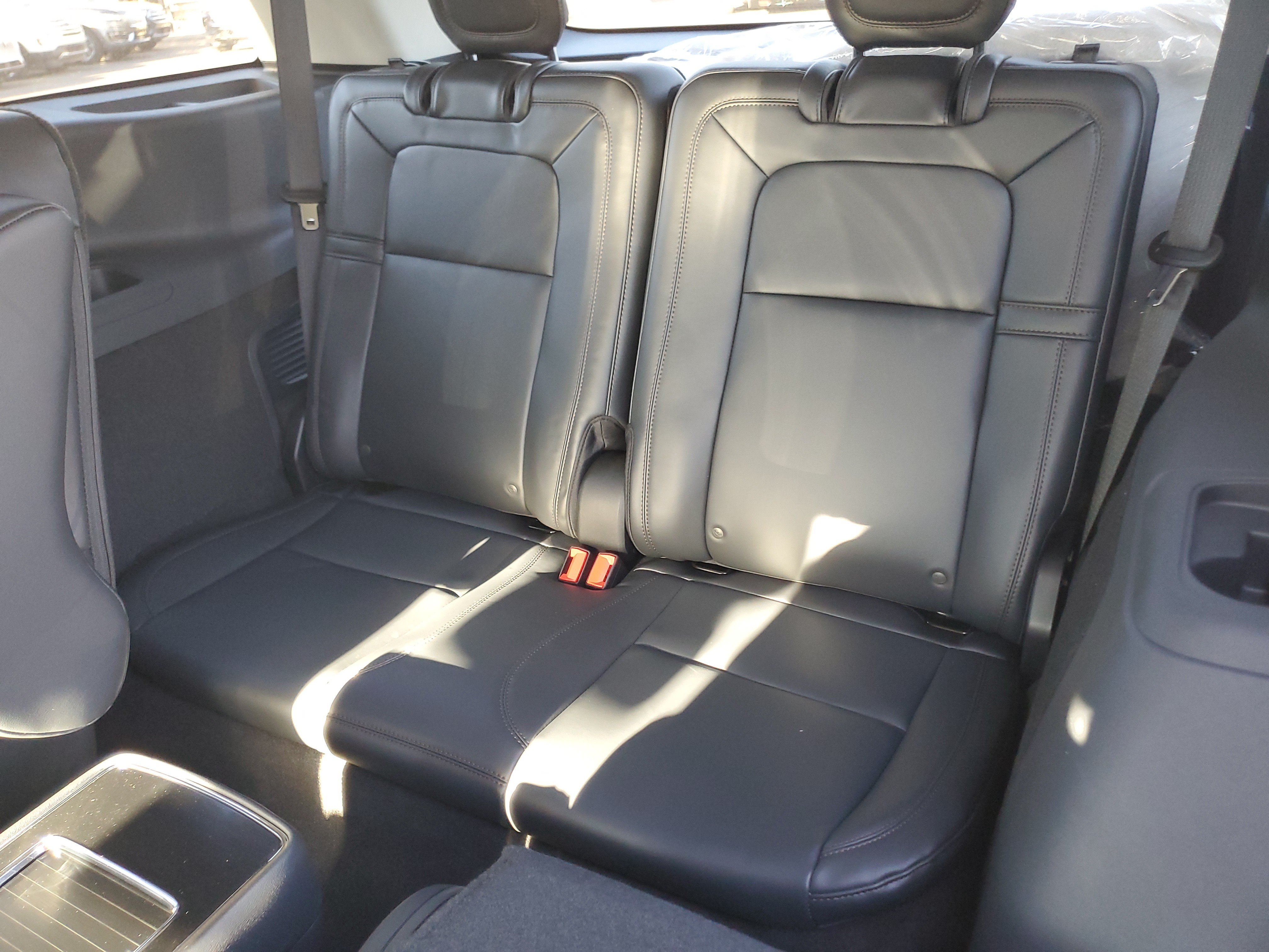 New 2026 Lincoln Aviator Reserve w/ Jet Appearance Package AWD/4WD image 28