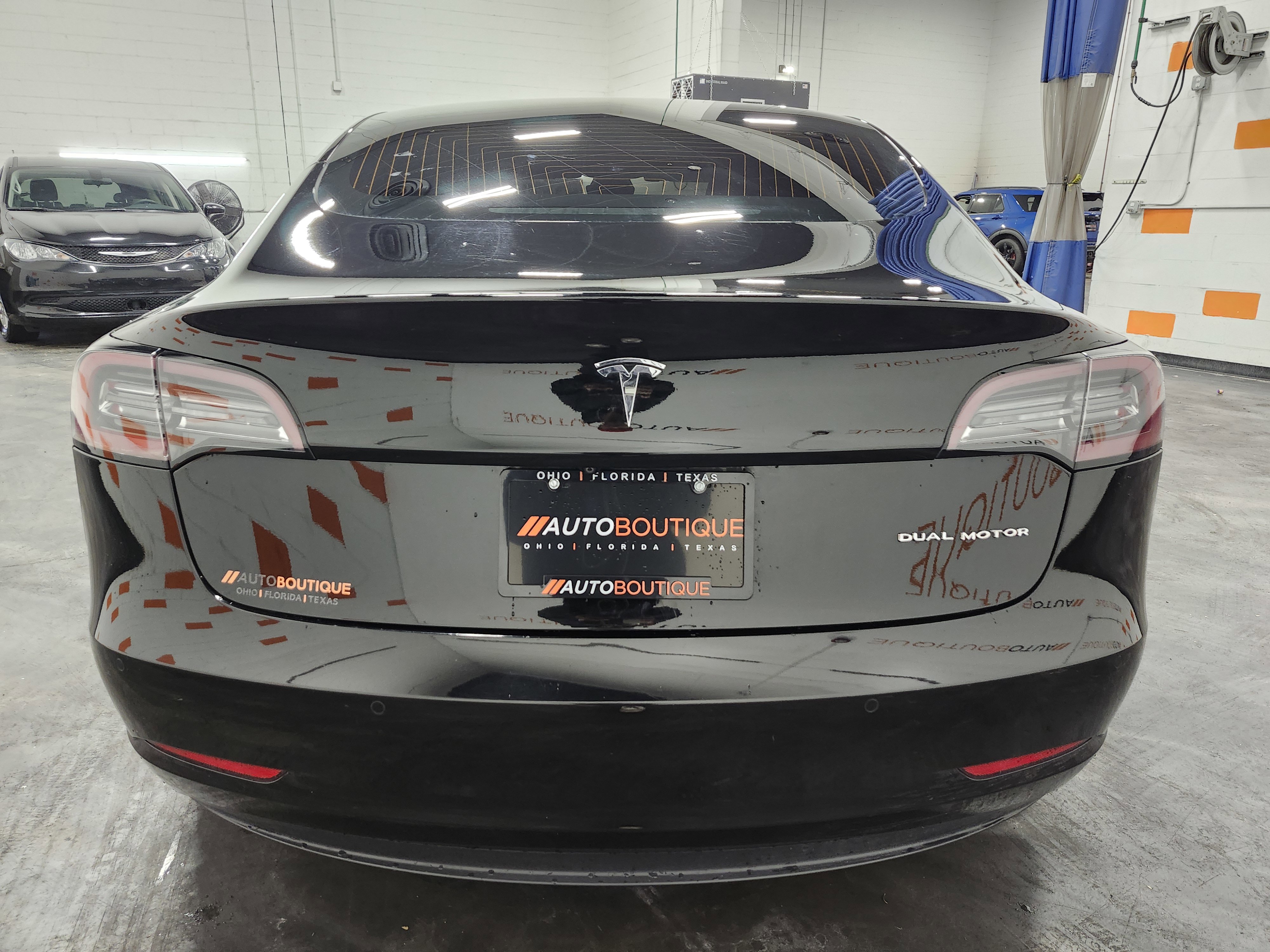 Used 2019 Tesla Model 3 Standard Range image 16