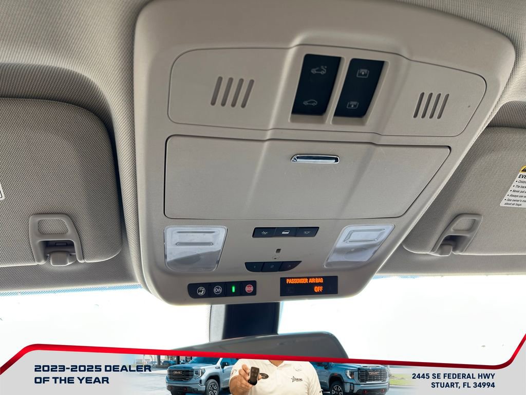 Used 2020 Buick Envision Essence w/ Experience Buick Package image 33