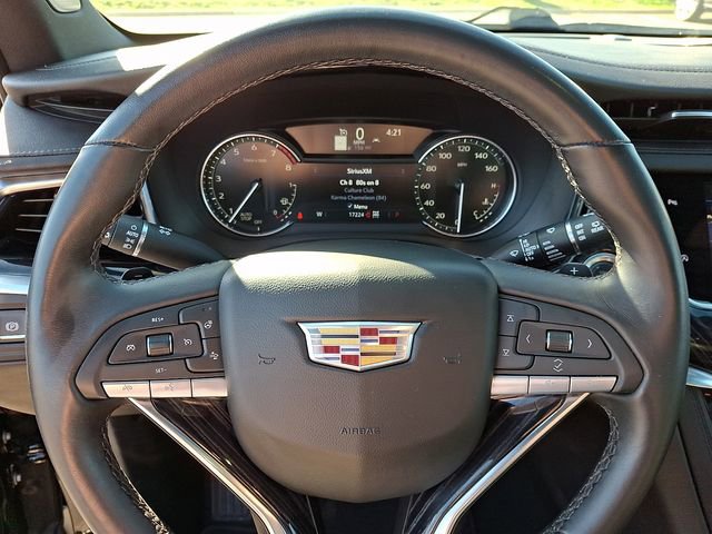 Used 2025 Cadillac XT6 Premium Luxury image 20