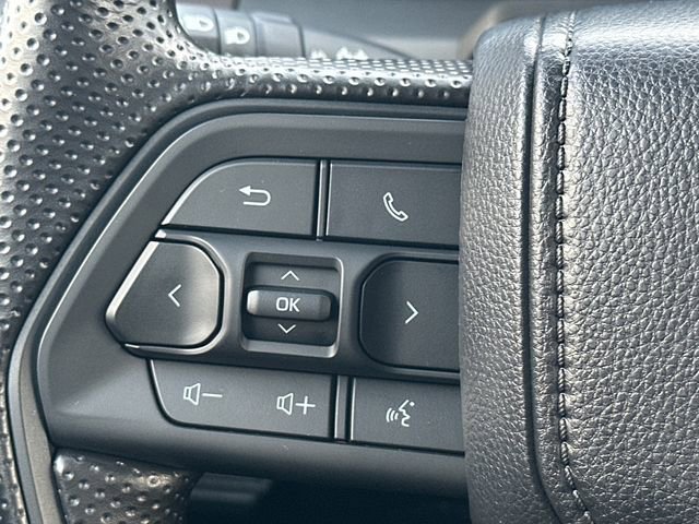 Used 2025 Toyota Tacoma SR5 image 19