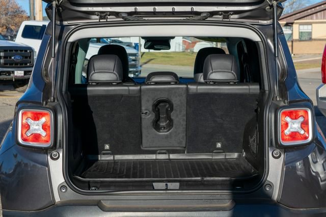 Used 2018 Jeep Renegade Limited w/ Trailer Tow Group AWD/4WD image 11
