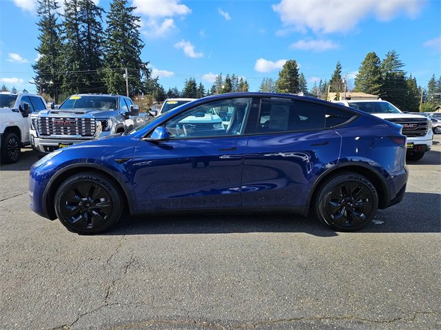 Used 2022 Tesla Model Y Long Range image 2