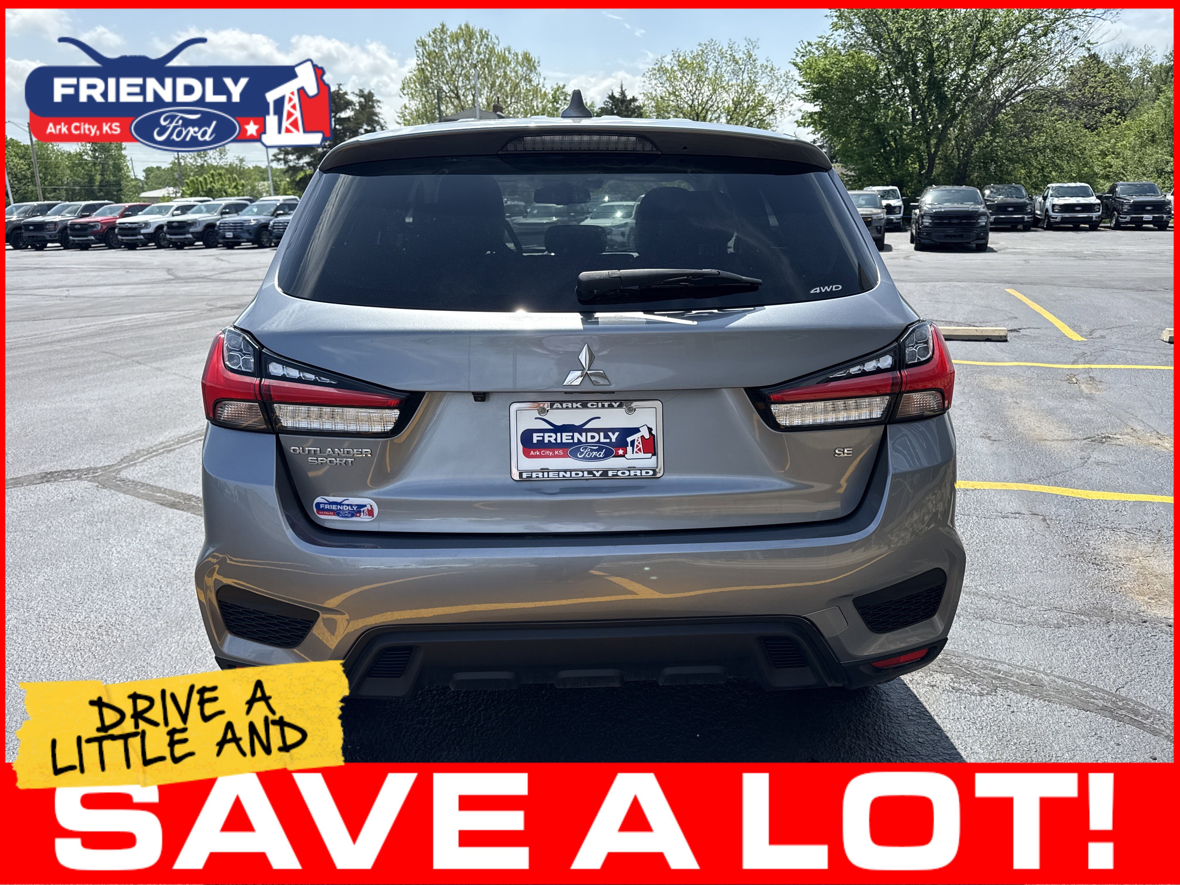 Used 2024 Mitsubishi Outlander Sport SE AWD/4WD image 6