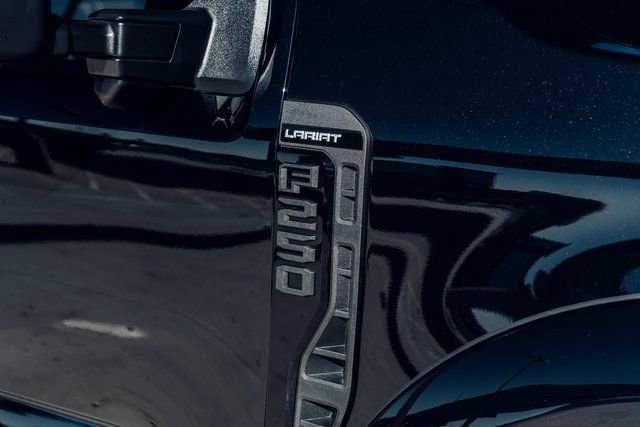 New 2026 Ford F250 Lariat w/ Black Appearance Package image 6
