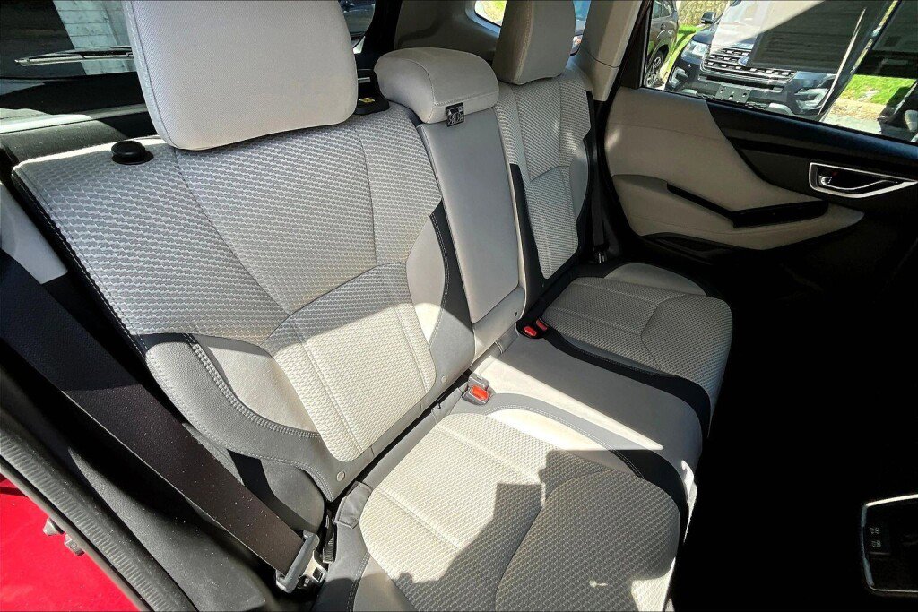 Certified 2022 Subaru Forester Premium image 16