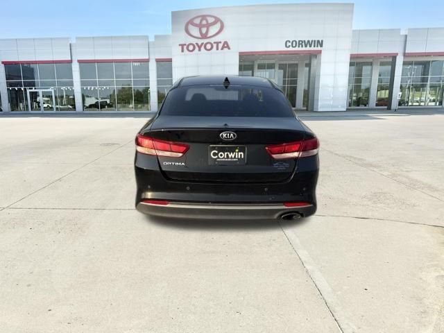 Used 2018 Kia Optima LX w/ 17" Alloy Wheels Package FWD image 37