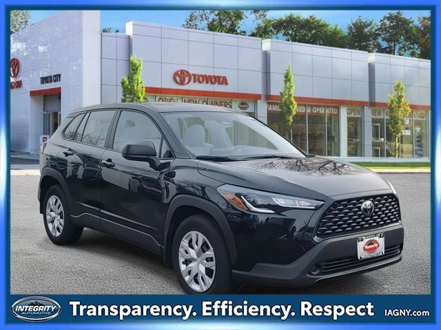 Used 2024 Toyota Corolla Cross L AWD/4WD image 1