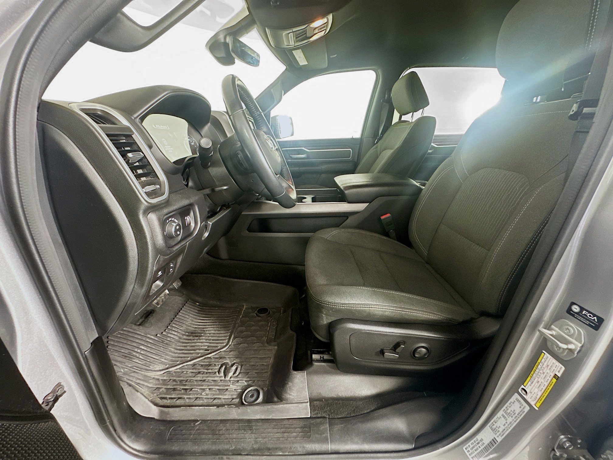 Used 2022 RAM 1500 Big Horn AWD/4WD image 13