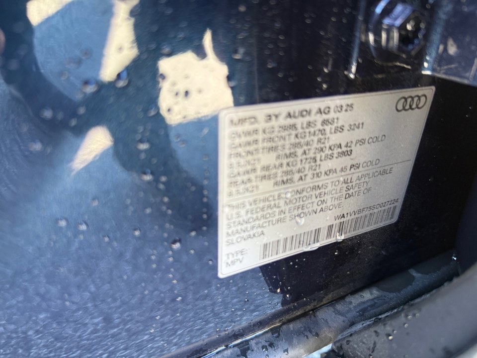 Used 2025 Audi Q7 3.0T Prestige image 35