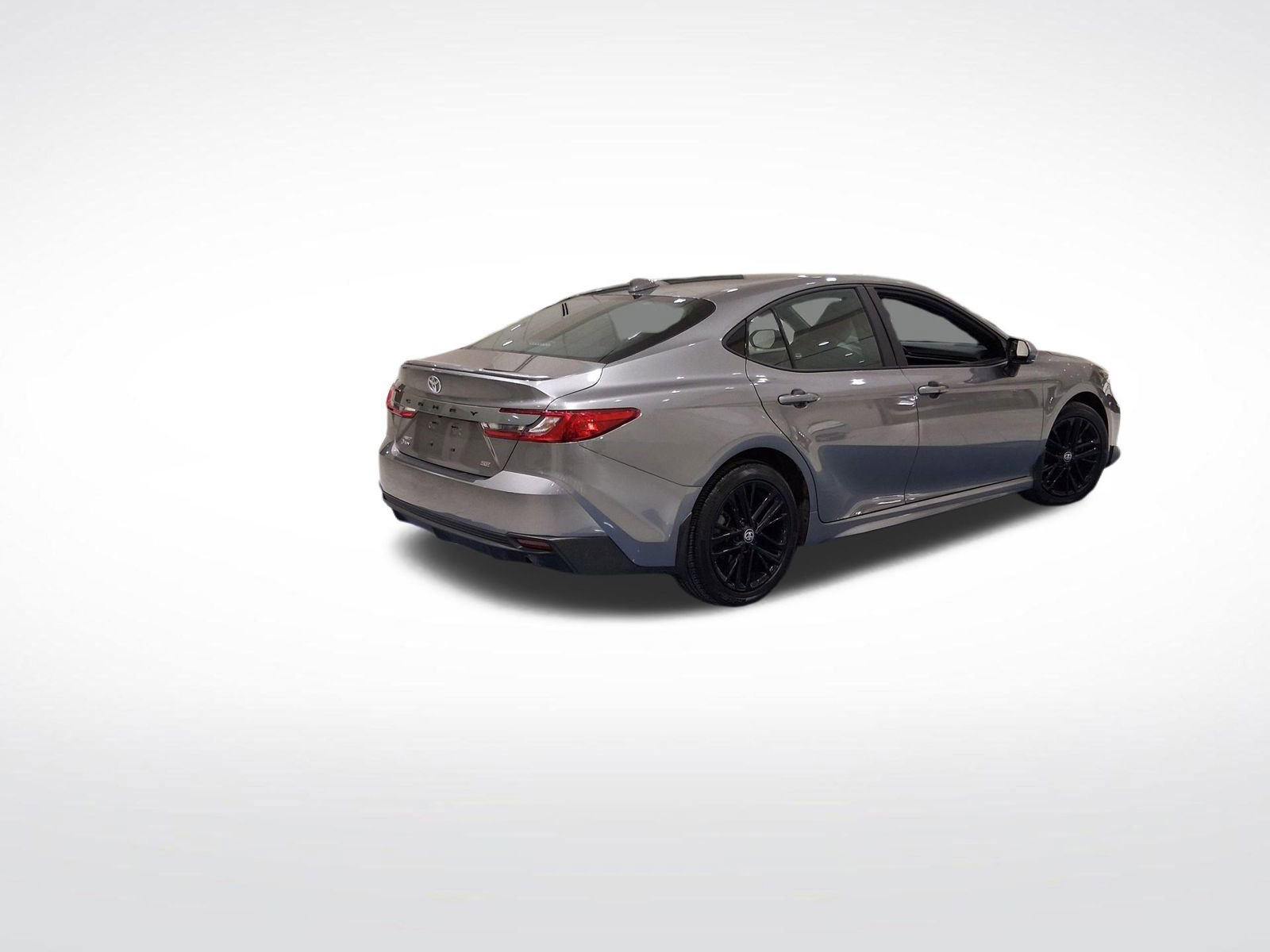 Used 2025 Toyota Camry SE w/ Convenience Package image 8