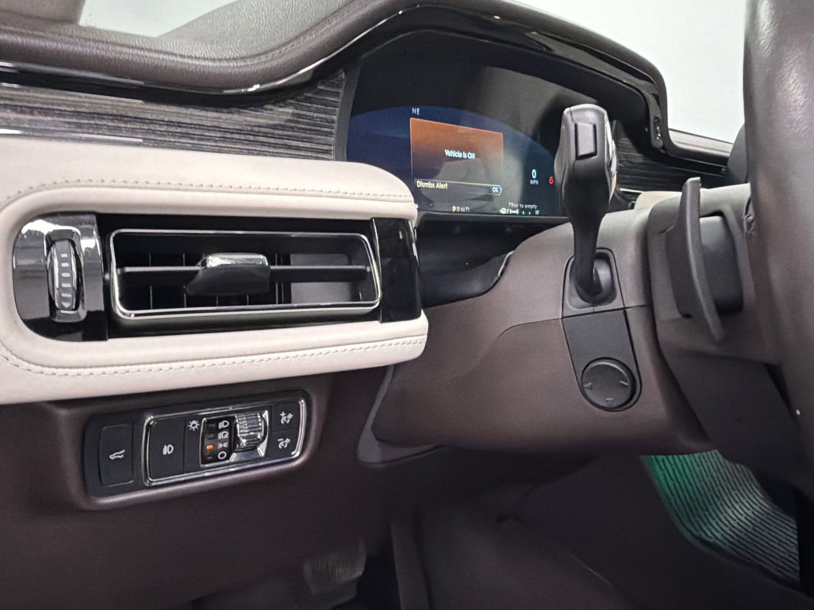 Used 2023 Lincoln Aviator Black Label image 34