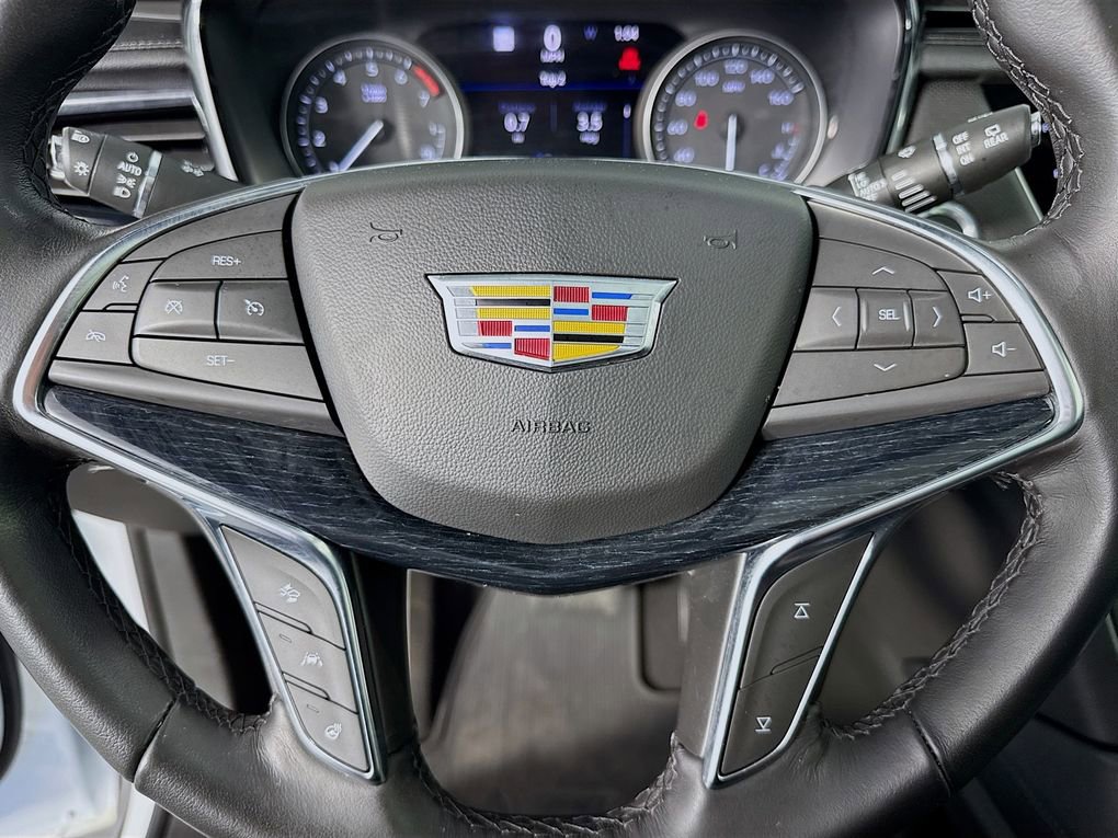 Used 2024 Cadillac XT5 Premium Luxury w/ Technology Package image 16