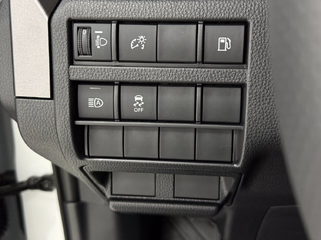 New 2026 Toyota 4Runner SR5 AWD/4WD image 14