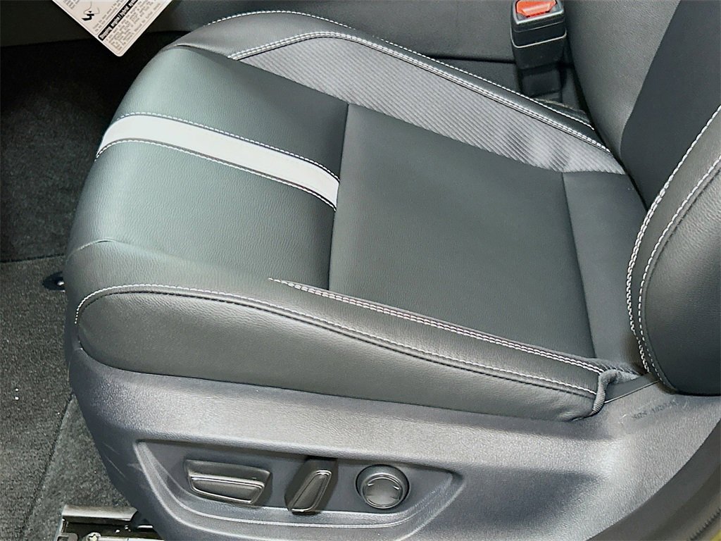 New 2026 Toyota Camry Hybrid image 19