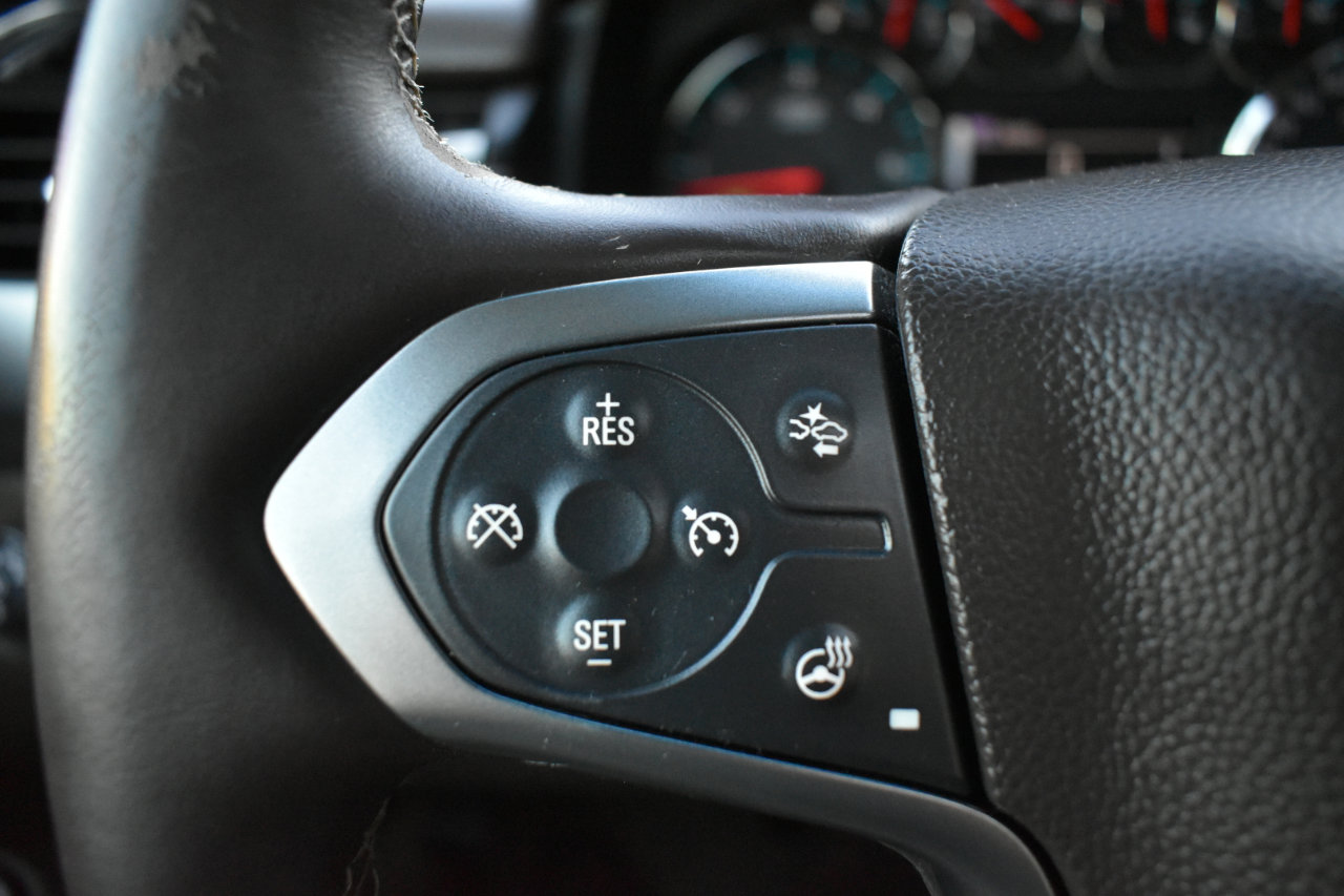 Used 2015 Chevrolet Suburban LTZ image 15