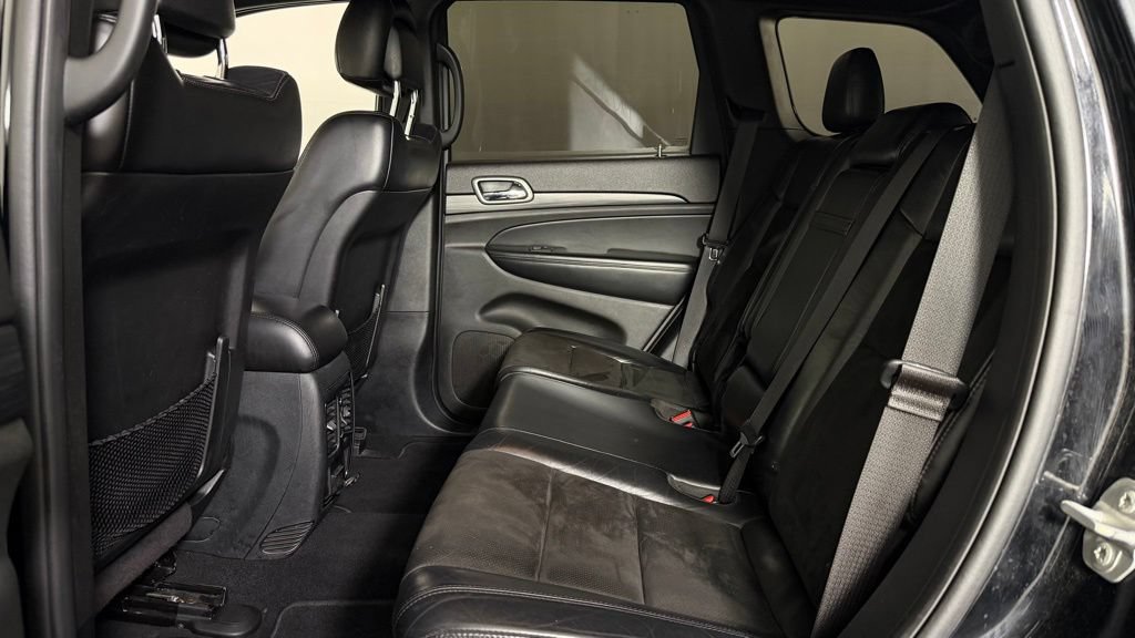 Used 2019 Jeep Grand Cherokee Altitude AWD/4WD image 30