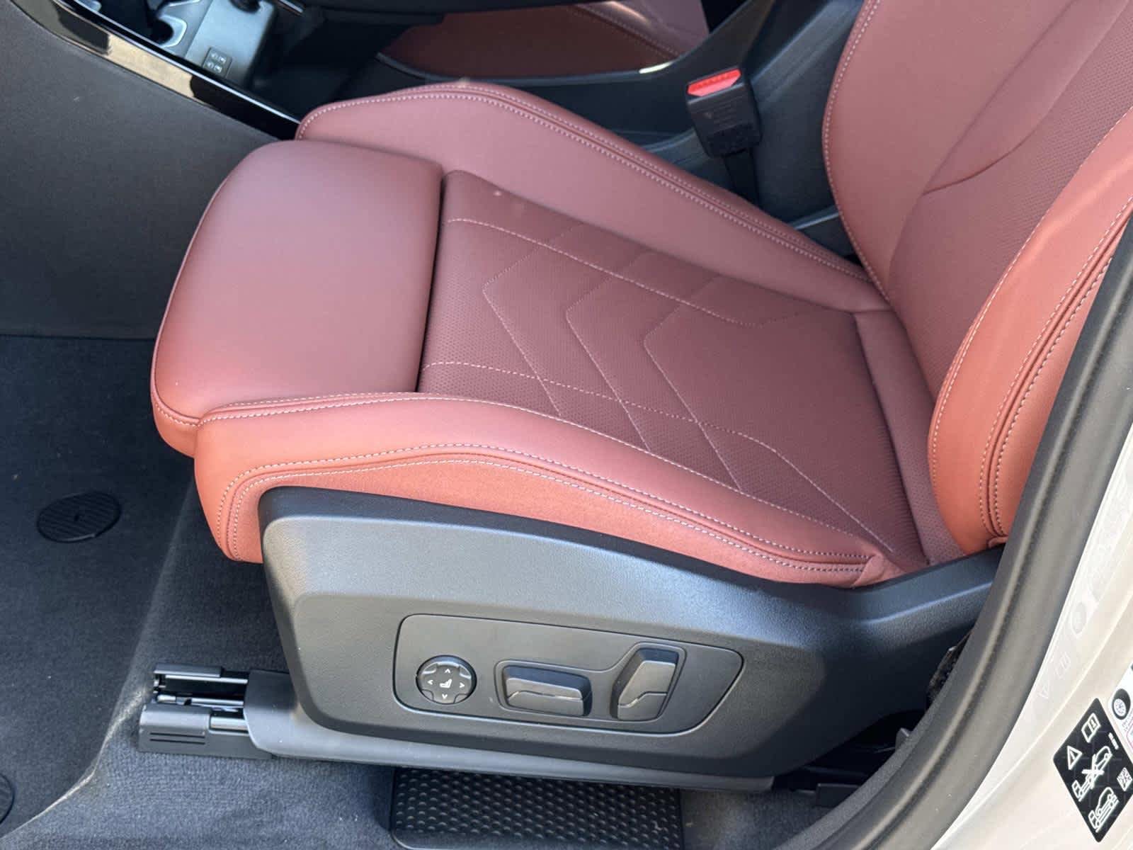 New 2026 BMW X1 xDrive28i w/ Convenience Package AWD/4WD image 21