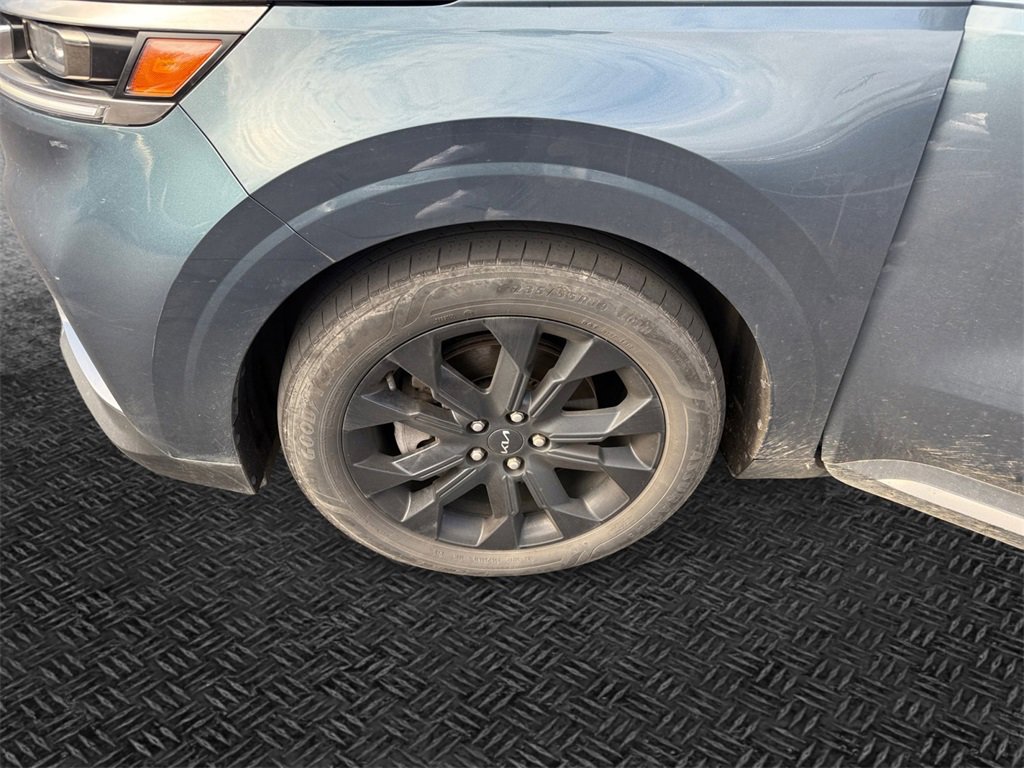 Certified 2023 Kia Carnival SX Prestige image 10