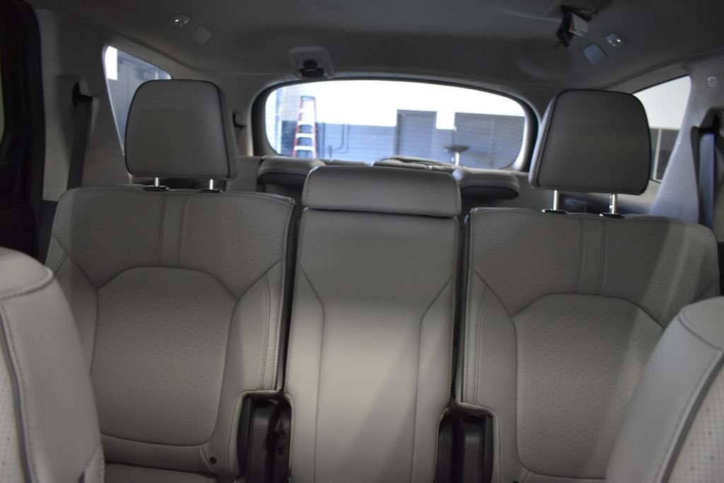 Used 2023 Honda Pilot Elite image 27