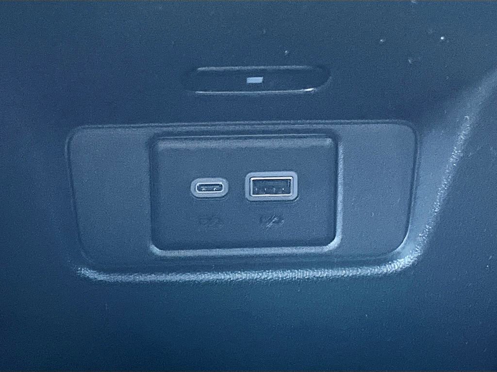 Used 2024 Cadillac XT6 Sport image 27