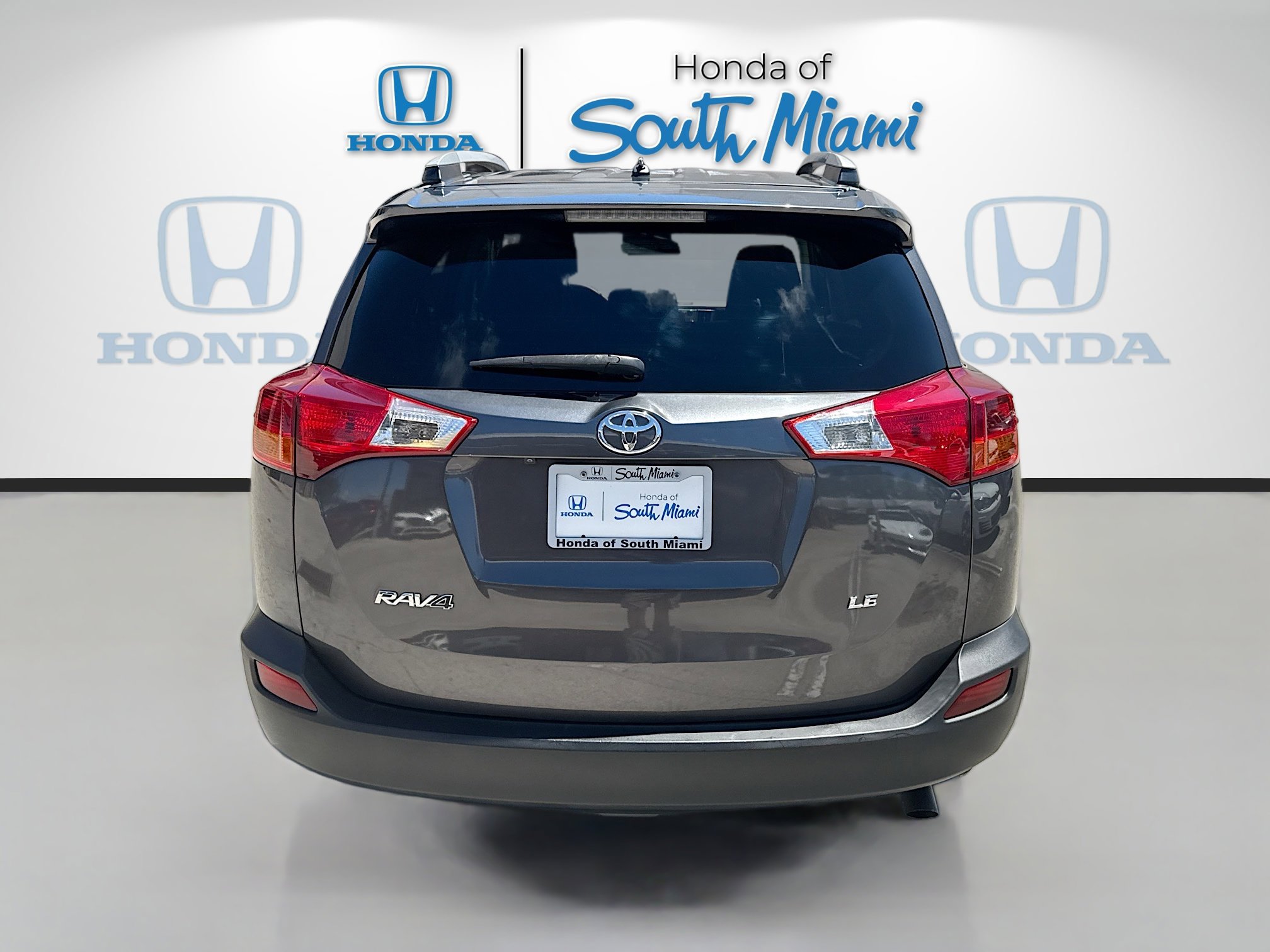 Used 2015 Toyota RAV4 LE FWD image 6
