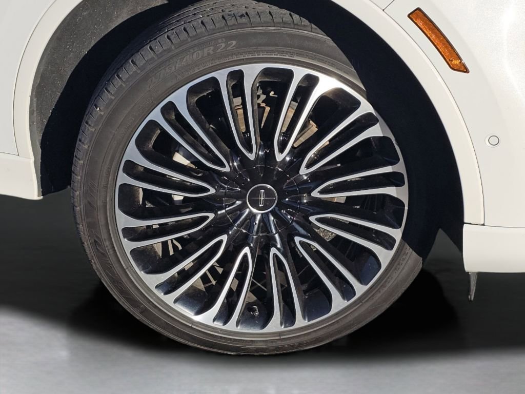 Used 2020 Lincoln Aviator Black Label w/ Dynamic Handling Package image 19