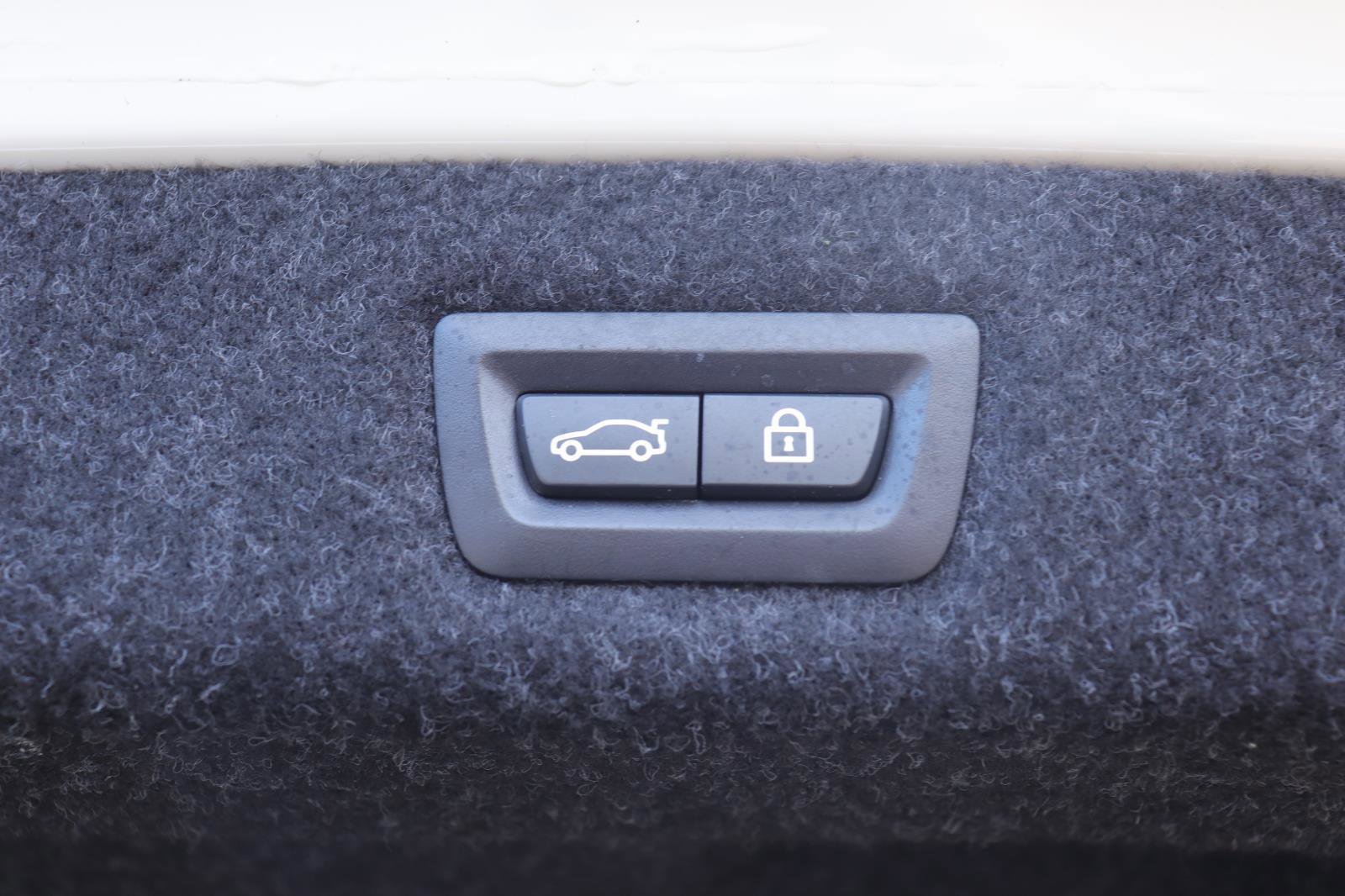 Used 2020 BMW 530i image 13