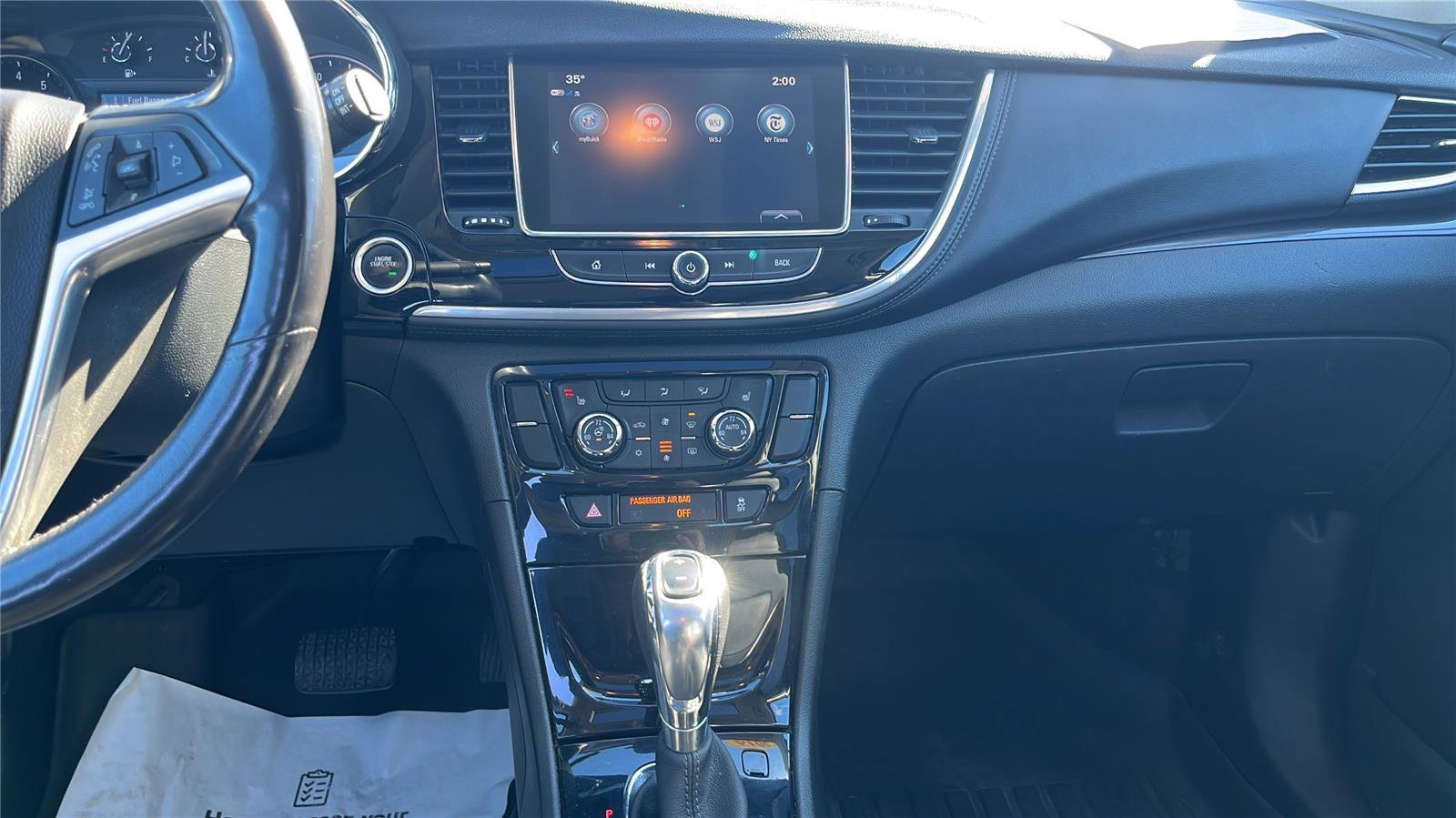 Used 2019 Buick Encore Essence image 11