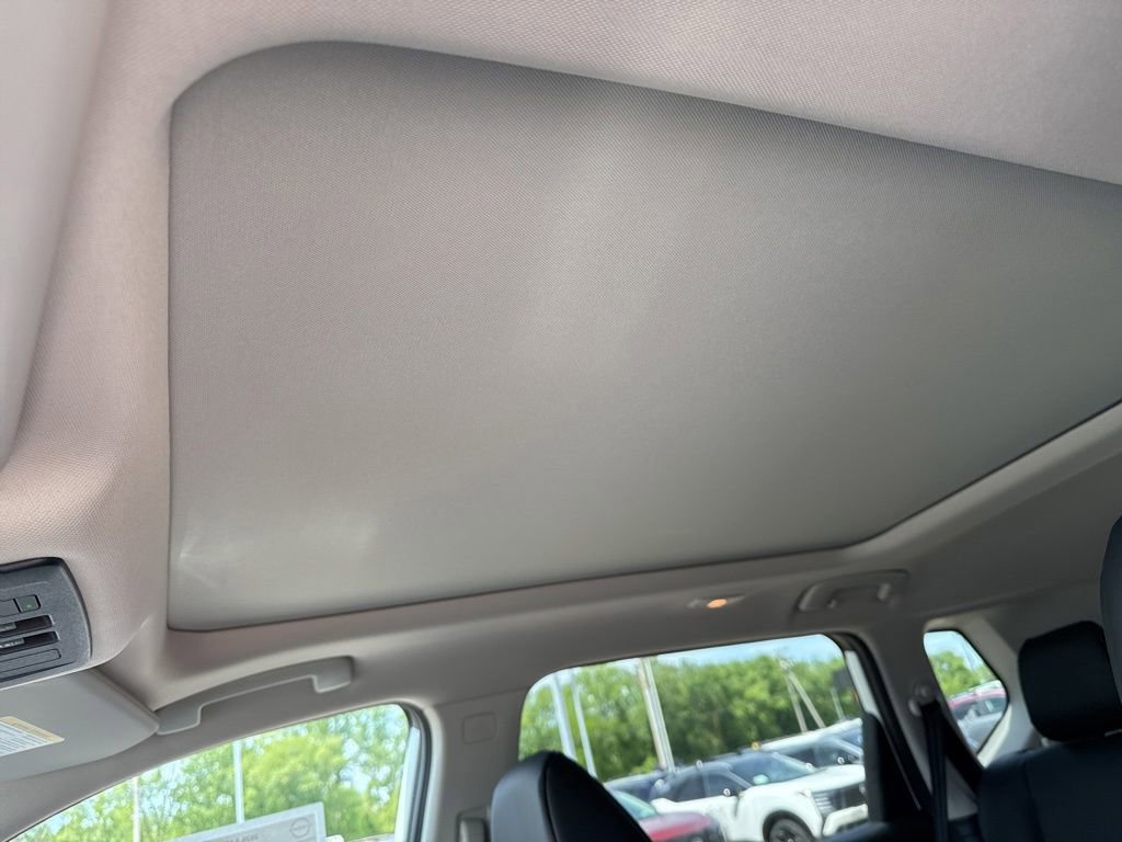 New 2026 Nissan Rogue Dark Armor AWD/4WD image 11