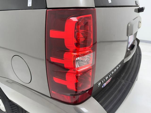 Used 2011 Chevrolet Suburban LT image 17