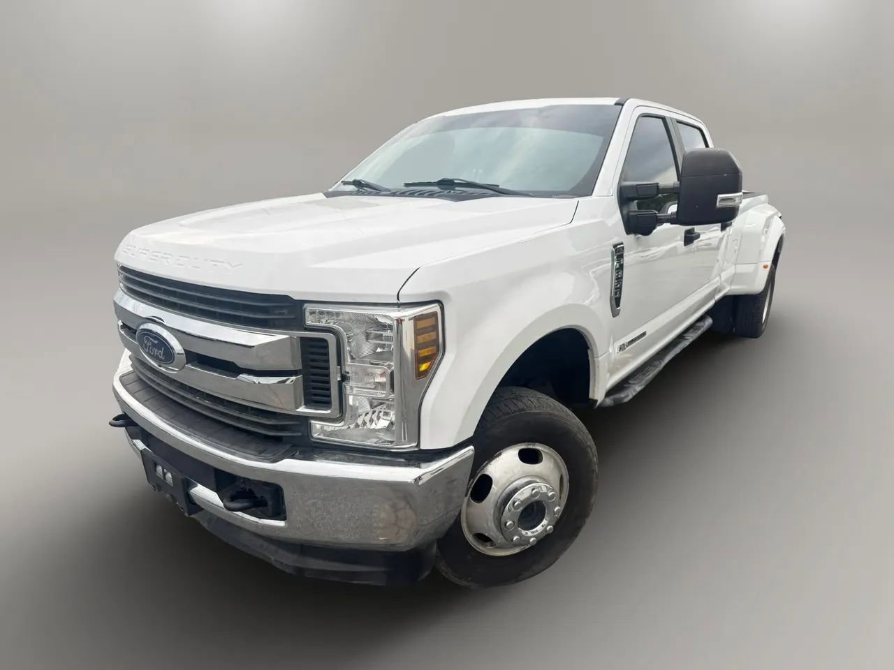 Used 2018 Ford F350 XL w/ STX Appearance Package AWD/4WD image 1