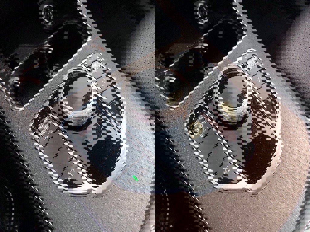 Certified 2021 Mercedes-Benz C 300 4MATIC Sedan w/ Premium Package image 30