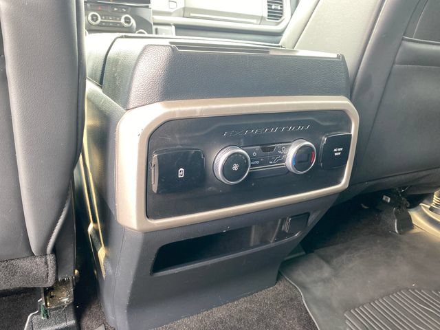 Used 2022 Ford Expedition Max XLT AWD/4WD image 18