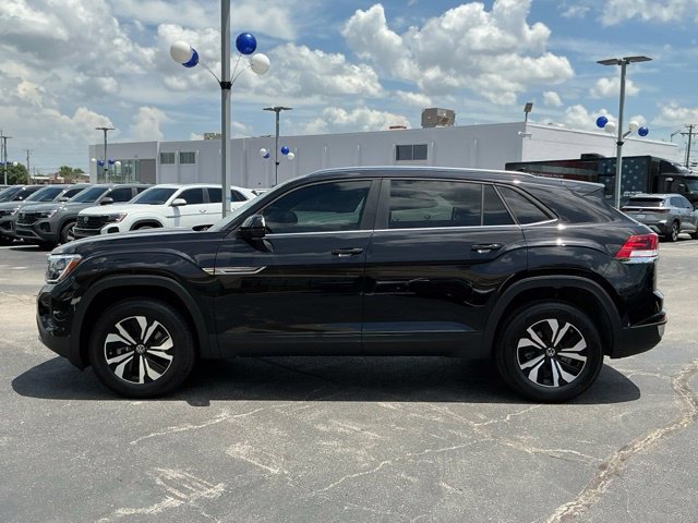 New 2026 Volkswagen Atlas Cross Sport SE FWD image 6