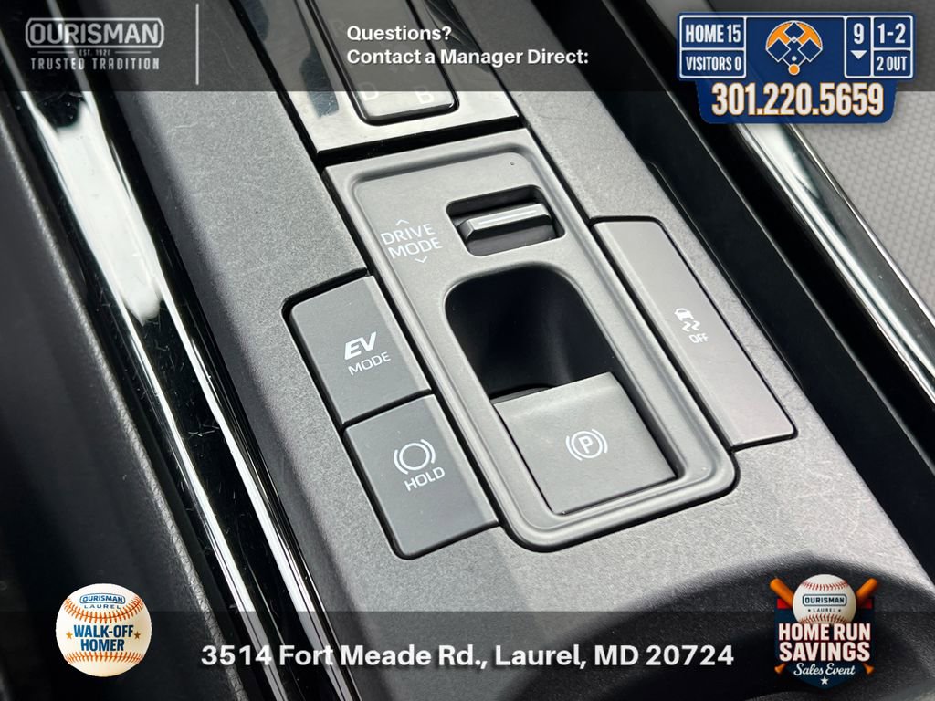 Used 2024 Toyota Prius XLE image 25