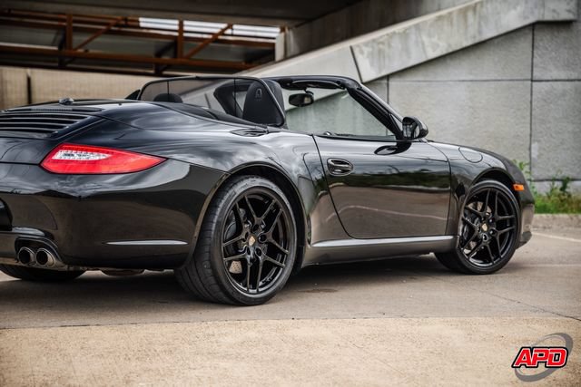Used 2010 Porsche 911 Carrera RWD image 44