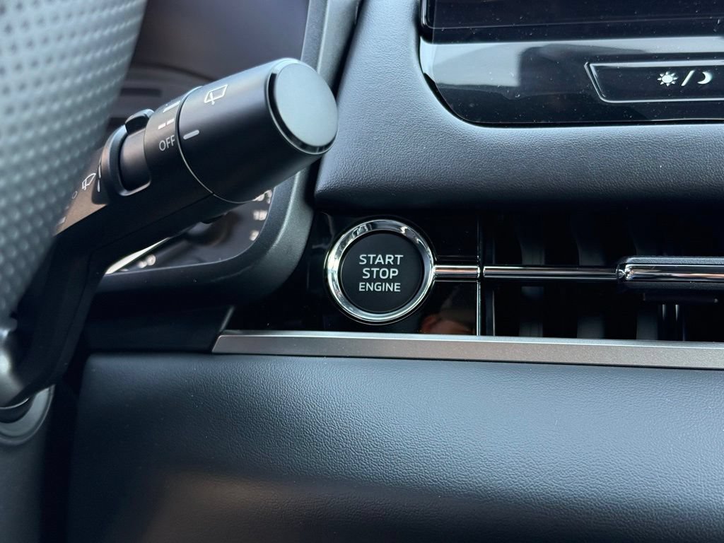 New 2026 Mitsubishi Outlander LE FWD image 28