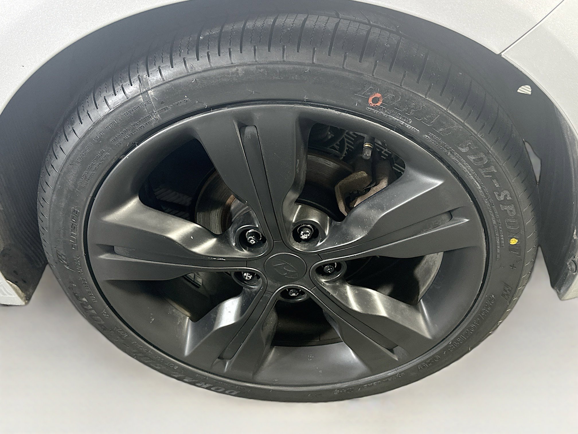 Used 2017 Hyundai Veloster Value Edition image 11