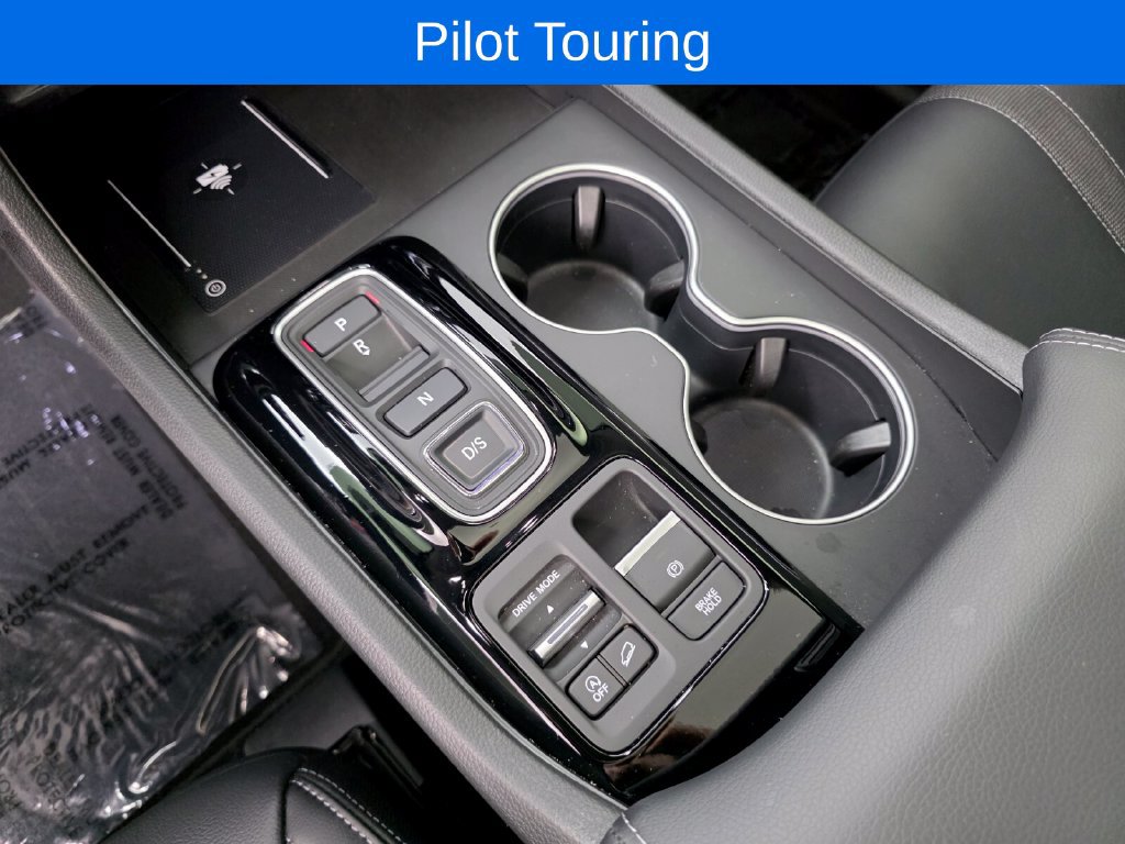 Used 2025 Honda Pilot Touring image 26