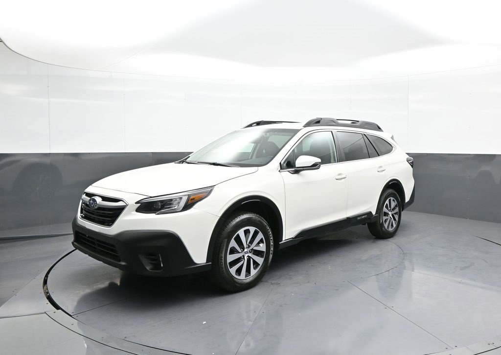 Used 2022 Subaru Outback Premium image 1
