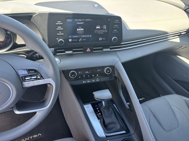 Certified 2023 Hyundai Elantra SEL FWD image 27