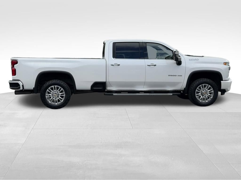 Used 2022 Chevrolet Silverado 3500 High Country w/ Safety Package II AWD/4WD image 6