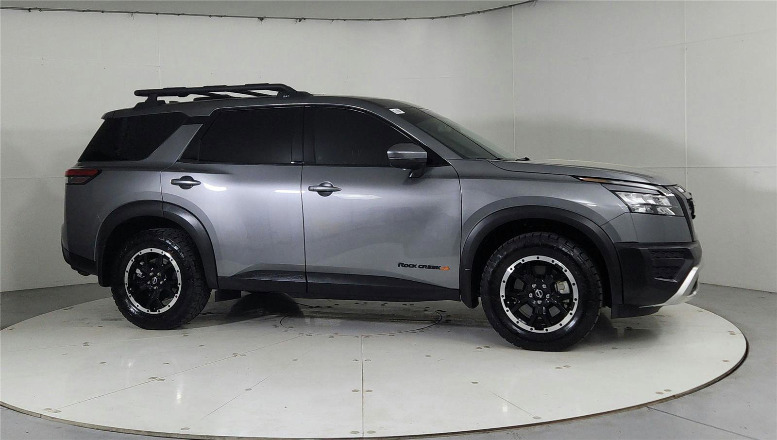 Used 2025 Nissan Pathfinder Rock Creek image 8