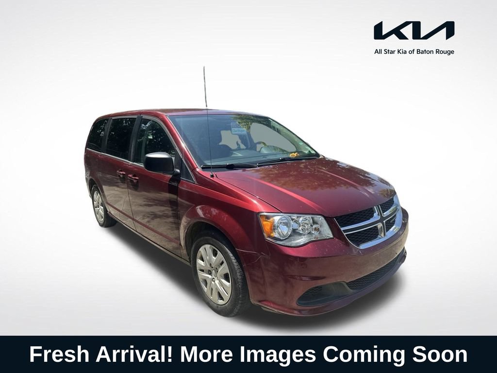 Used 2018 Dodge Grand Caravan SE w/ UConnect Hands-Free Group FWD 360° Tour