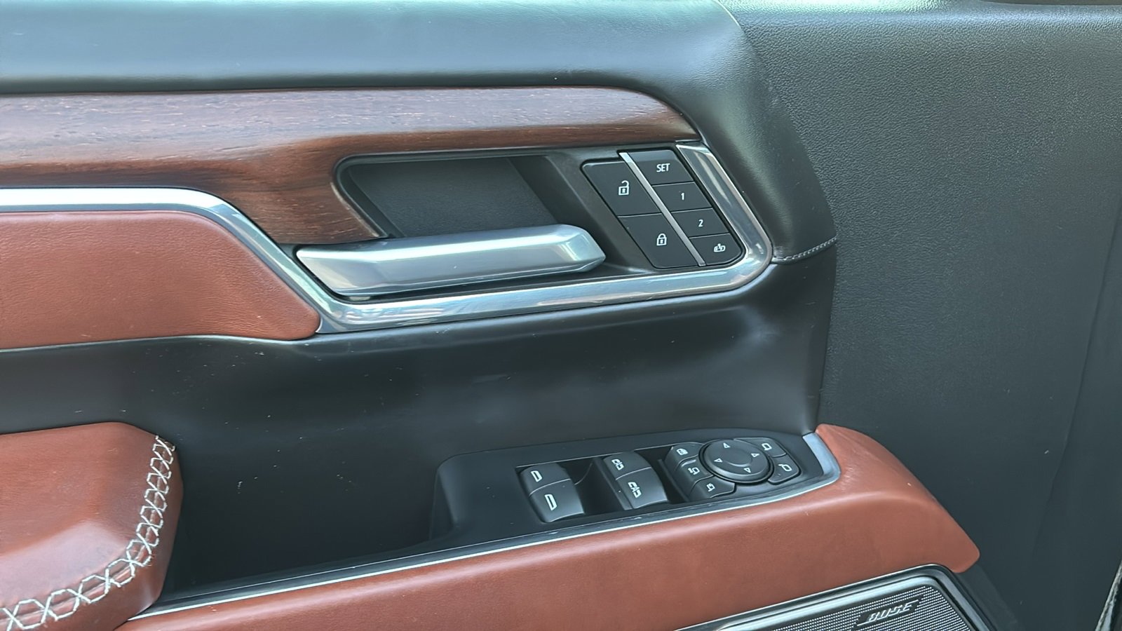 Used 2024 GMC Sierra 2500 Denali Ultimate image 26